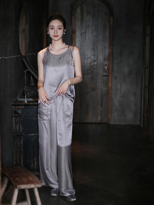 盛唐婧 |暮山紫桑蚕丝暗纹提花背心上衣 商品图9