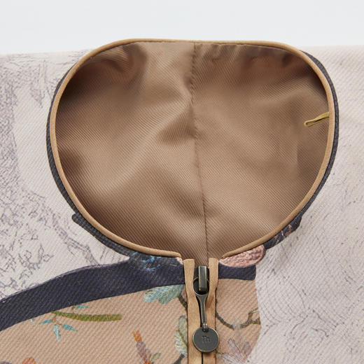 谜底斗篷式风衣女士2024秋季新品新中式大廓形印花外套243ME1208 商品图3