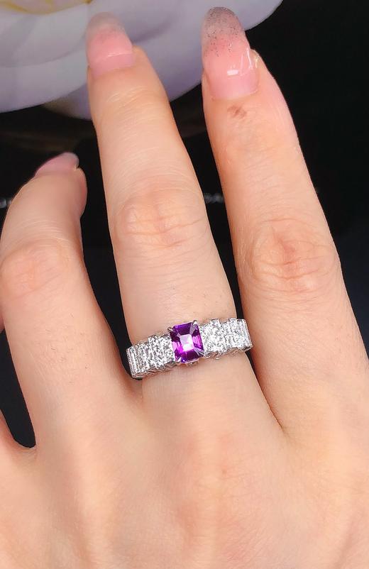 1.03ct 4.75g 蓝宝石戒指 商品图5