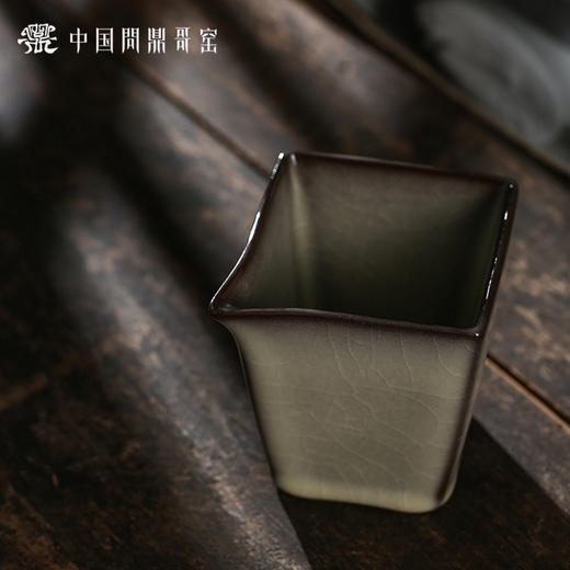 问鼎哥窑致巧款流霜公杯（缺货） 商品图2