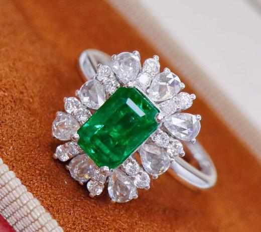 1.48ct 祖母绿戒指 商品图1