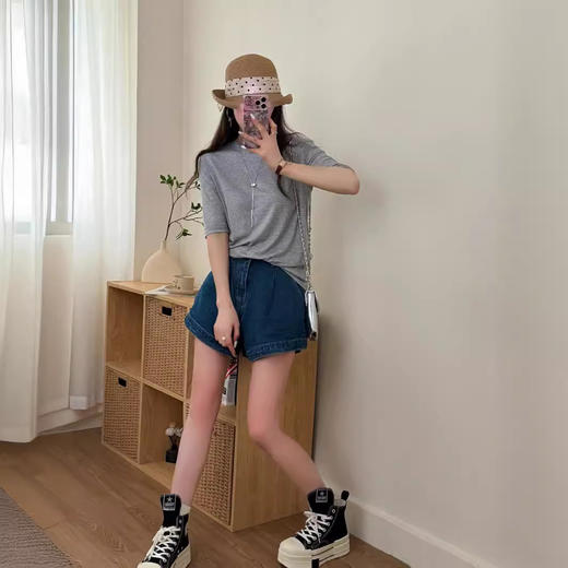 「39.9包邮！数色可选」2024春季新款水溶细羊中袖打底衫 女圆领半高领修身纯色上衣打底女 商品图0