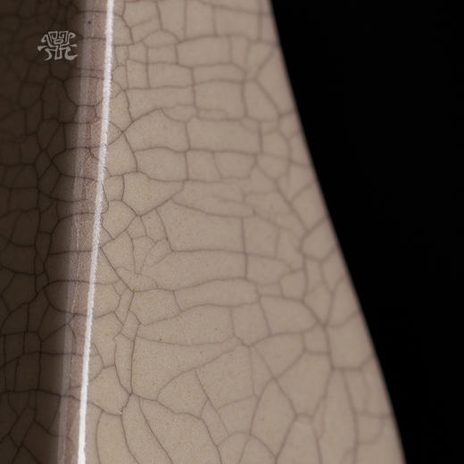 问鼎哥窑传世款四方瓶（缺货） 商品图1