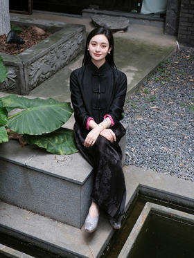 盛唐牡丹 |香云纱配玫红色真丝外套