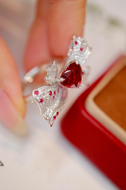 2.02ct 红宝石戒指 商品图1