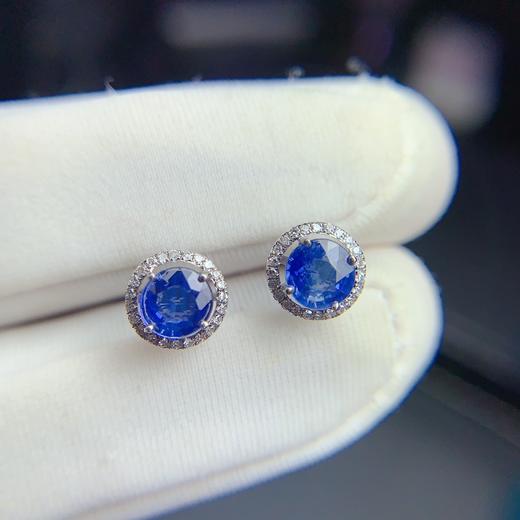 1.01ct 1.1g 蓝宝石耳钉 商品图0