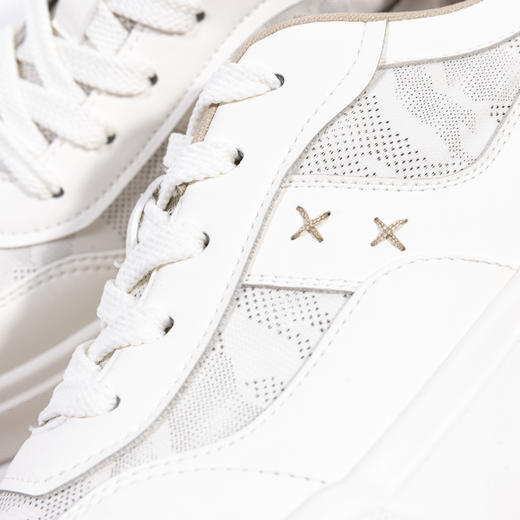 【新品上新】HX 四季板鞋S302420011101 商品图8