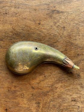 黄銅镶红銅刻花茄子形水滴，顺丰包邮