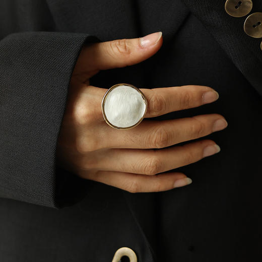 【李莎旻子同款】Art Nouveau新艺术时期 | 白色波纹戒指（活口） 商品图2