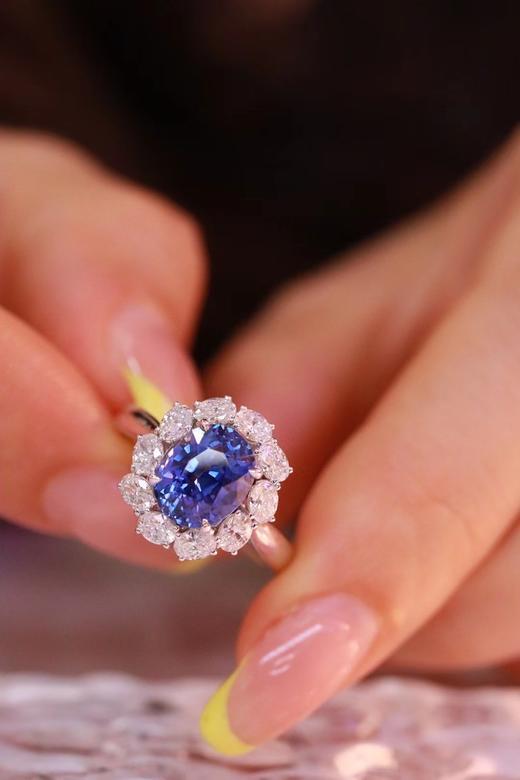2.62ct 蓝宝石戒指 商品图5