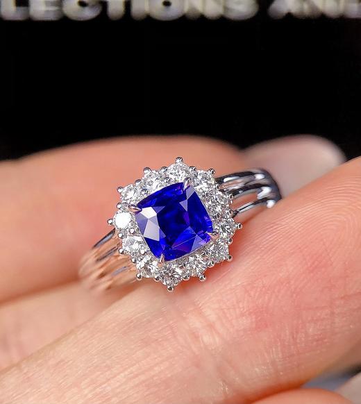 1.06ct 4.42g 蓝宝石戒指 商品图1
