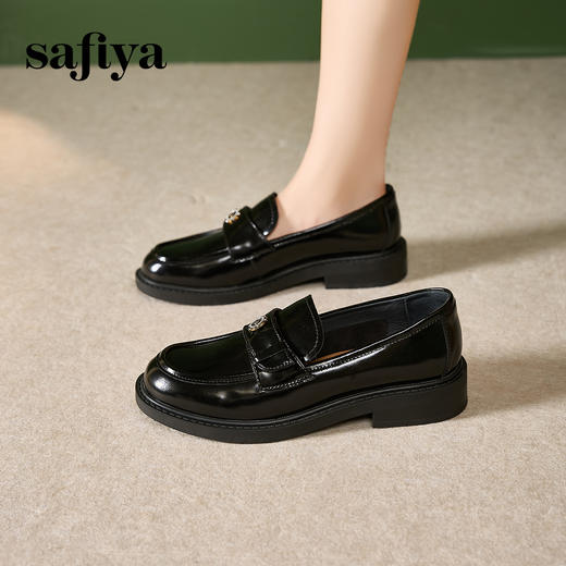 Safiya/索菲娅2024复古玫瑰扣百搭一脚蹬粗跟软底英伦乐福鞋 SF43112155 商品图5