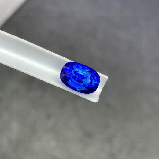 2.11ct 蓝宝石裸石 商品图1