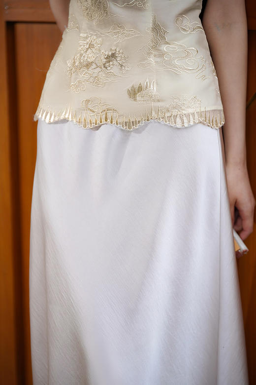 逸红颜明月优选# 『芸楚』精美重工刺绣款旗袍领上衣,新古典玉色,轻盈薄纱,灵动美丽 商品图13