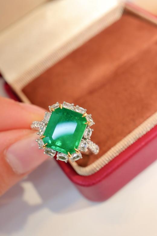 3.37ct 祖母绿戒指 商品图5