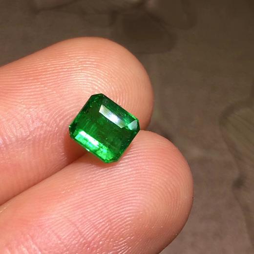 1.09ct 祖母绿裸石 商品图7