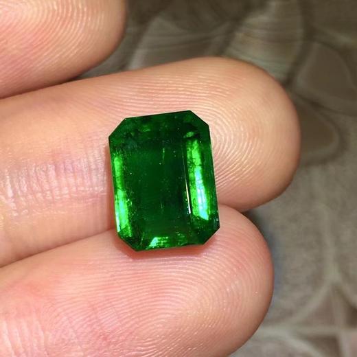 3.66ct 祖母绿裸石 商品图1