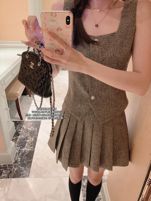 金蘑菇菇 Regarder 温莎/甜甜千金少女 修身马甲百褶短裙两件套 商品图2