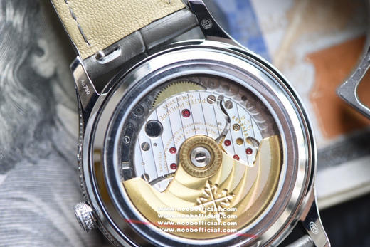 小红书爆款 top美年历女表 天花板的存在 历时3年创举之作，复原“ZP”比例尺寸与机芯功能N1出品最新推出 百达 翡丽复杂功能时计系列：4947G、4948G、4947R、4948R 商品图11