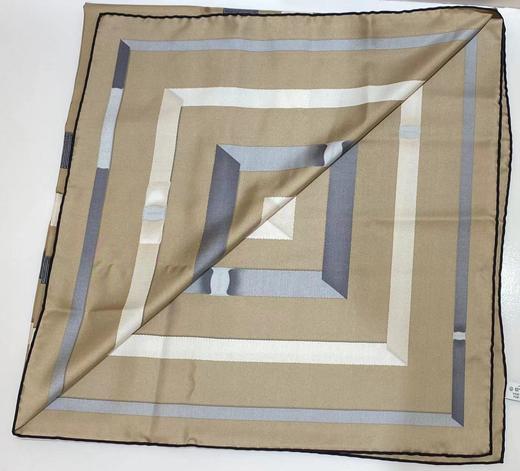 FERRAGAMO 菲拉格慕 女丝巾  0775321-003 .（暂无品牌物料包装） 商品图0