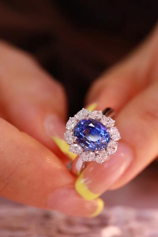 2.62ct 蓝宝石戒指 商品图2