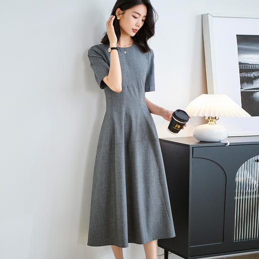 米思阳2025夏季新款极简高级灰OL风连衣裙优雅知性通勤裙子2106 商品图8