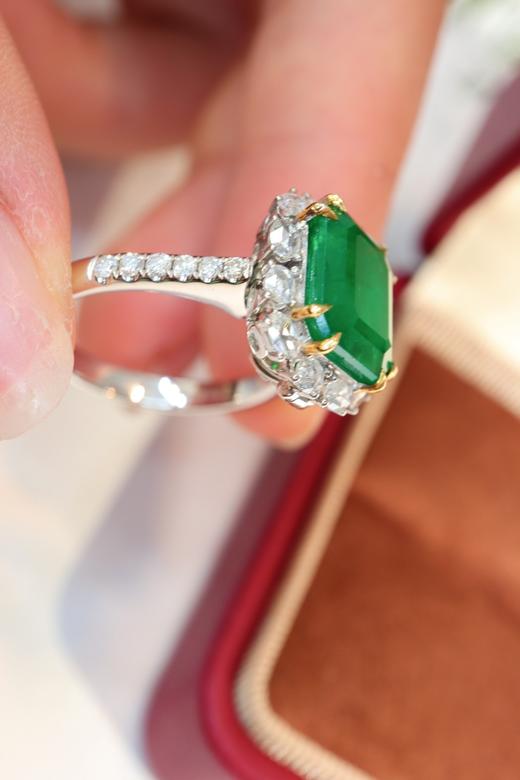 3.37ct 祖母绿戒指 商品图2