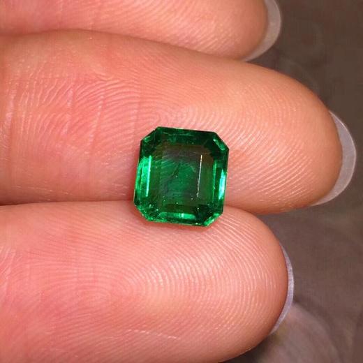 1.35ct 祖母绿裸石 商品图3