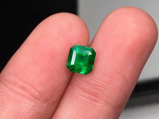 0.91ct 祖母绿裸石 商品图1