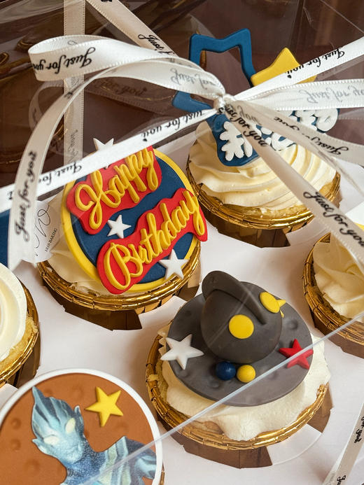 「奥特曼超人·主题cupcake·6个装/盒」翻糖巧克力杯子纸杯蛋糕·北海道配方有内馅·100%动物奶油（提前7天预订） 商品图3