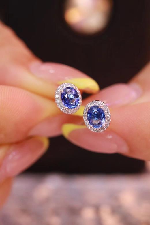 1.0ct 蓝宝石耳钉 商品图0