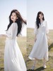 【轻奢】2024夏季 维多利亚仙女风刺绣裙    2款可选   天丝飘逸连衣裙 天丝刺绣小V领腰带连衣裙 商品缩略图3