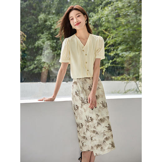 【专属特价】熙世界国风山水墨画印花半身裙2025夏季新款新中式a字中长裙子 商品图1