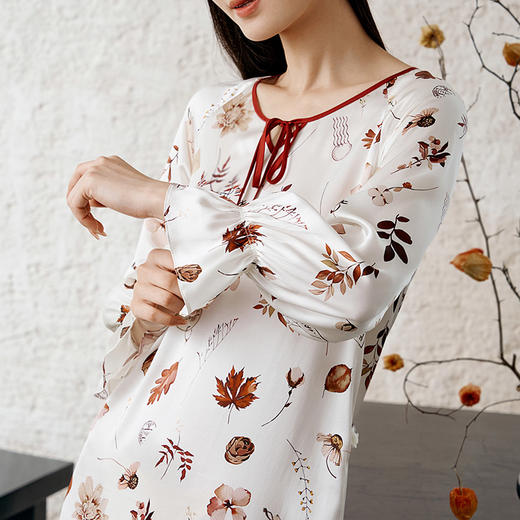 【印上秋天】100%桑蚕丝真丝印花睡裙女宽松系带睡衣家居服金三塔  YSFEC301 商品图2