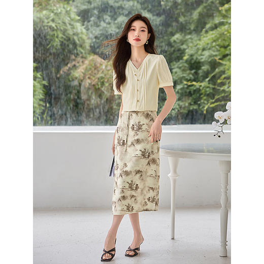 【专属特价】熙世界国风山水墨画印花半身裙2025夏季新款新中式a字中长裙子 商品图3