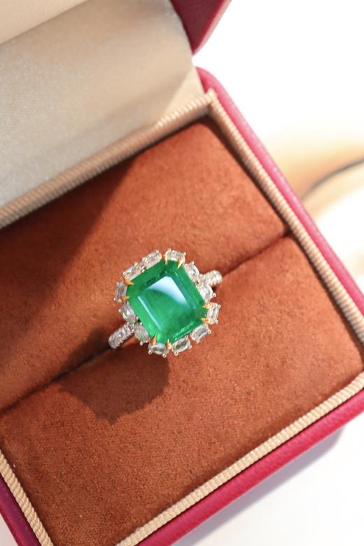 3.37ct 祖母绿戒指 商品图3