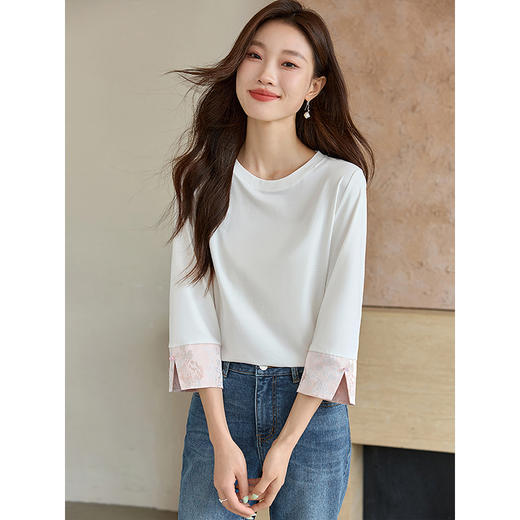 【专属特价】熙世界新中式织锦长袖T恤2025初秋新款轻国风复古白色体恤上衣 商品图1