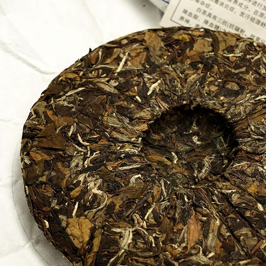 福鼎白茶【十年陈白牡丹】2014年毫香蜜韵一级白牡丹花香清甜350g/饼茶叶 商品图5