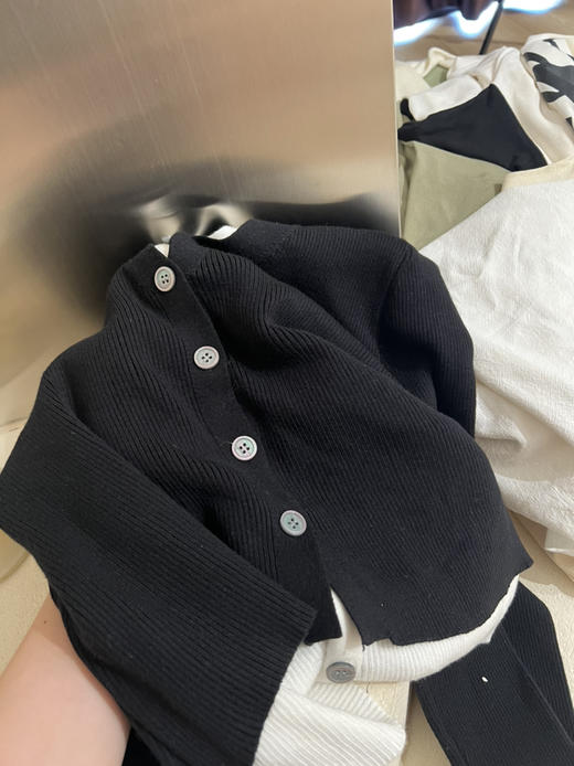 假两件开衫黑 商品图5