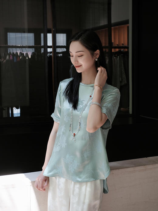 盛唐婧 |真丝冠乐皱简约百搭上衣-蓝色 商品图0