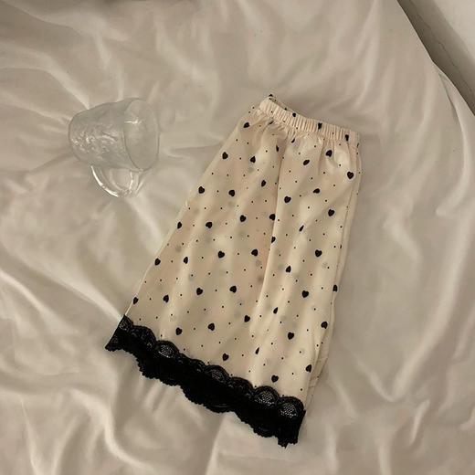 【韩系ins高级感冰丝睡衣套装】夏季薄款韩系ins高级感冰丝春睡衣，蕾丝花边点缀版型不挑身材，女爱心开衫可外穿家居服两件套qq 商品图4