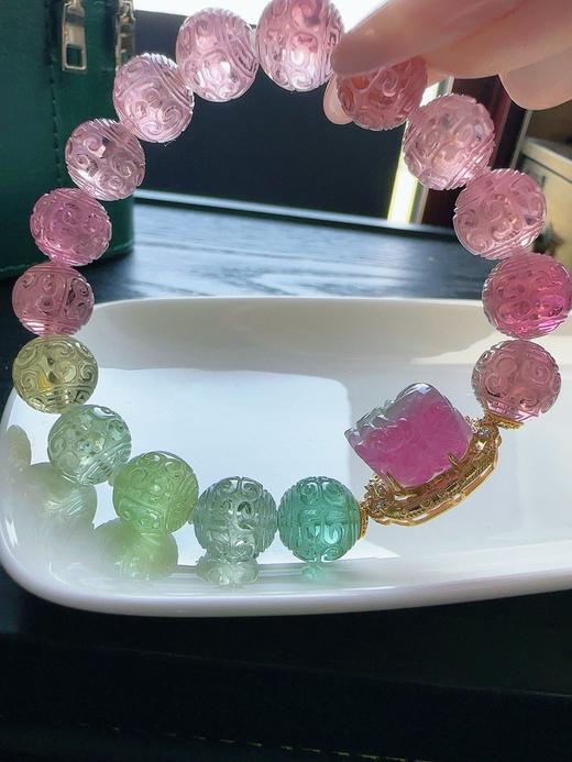 44.4g 11.5mm 雕刻碧玺手链 商品图0