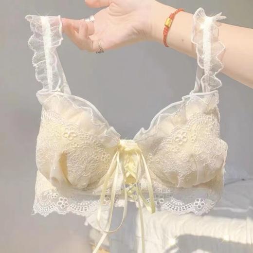 【超仙超甜！日系纯欲蕾丝内衣】亲肤裸感，舒适聚拢，塑造好胸型！女小胸聚拢无钢圈可爱学生bra性感文胸套装 商品图1