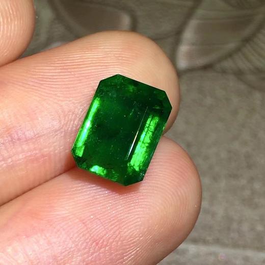 3.66ct 祖母绿裸石 商品图6