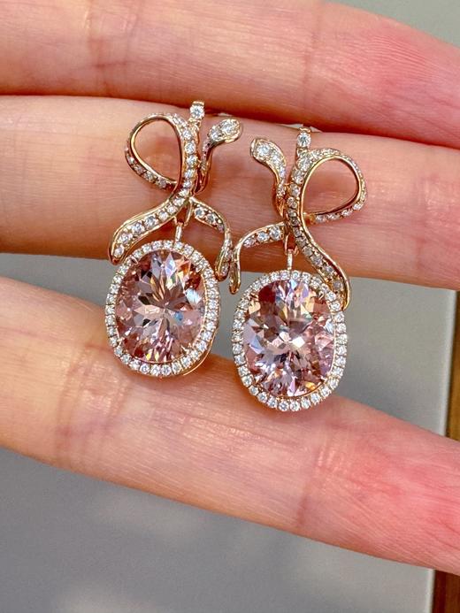 4.23ct 5.55g 摩根石耳环 商品图0