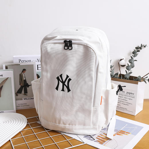 【专属】出游季特惠！！！品牌授权✅ 【MLB24新款学院风双肩包】巨能装的情侣款双肩书包！ 商品图7