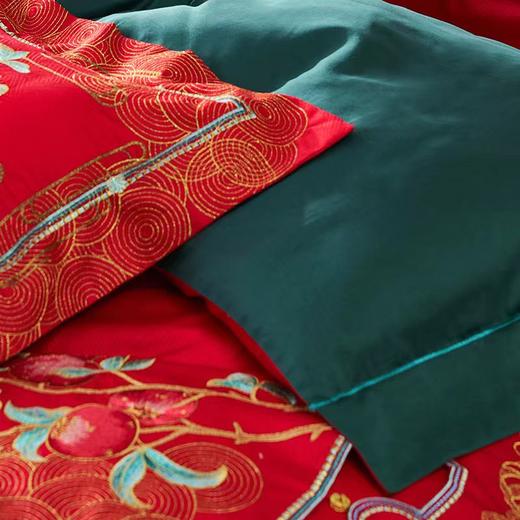 【春上新】10楼 富安娜  婚庆床单九件套-五福送囍 （230*229cm)  吊牌价7999元   活动价3999元 商品图1