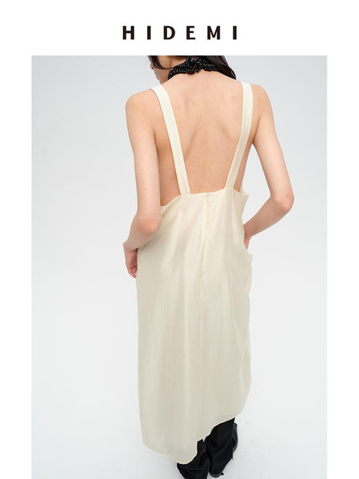 HIDEMI 极简设计感V领立体剪裁廓形茧型宽肩带露背式双层薄纱感连衣裙 奶油白/炭灰色 商品图3
