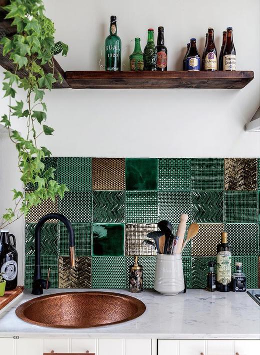 CHA-C.140-ML 100*300mm 亮面星巴克绿花砖 商品图1