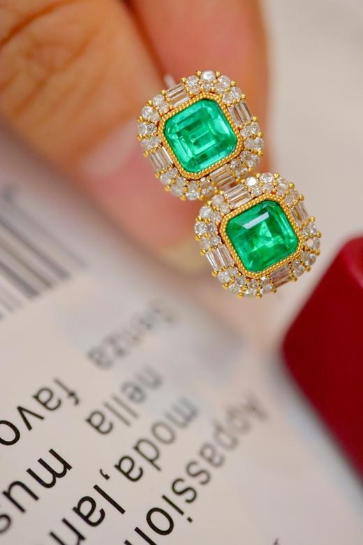 1.5ct 祖母绿耳钉 商品图7